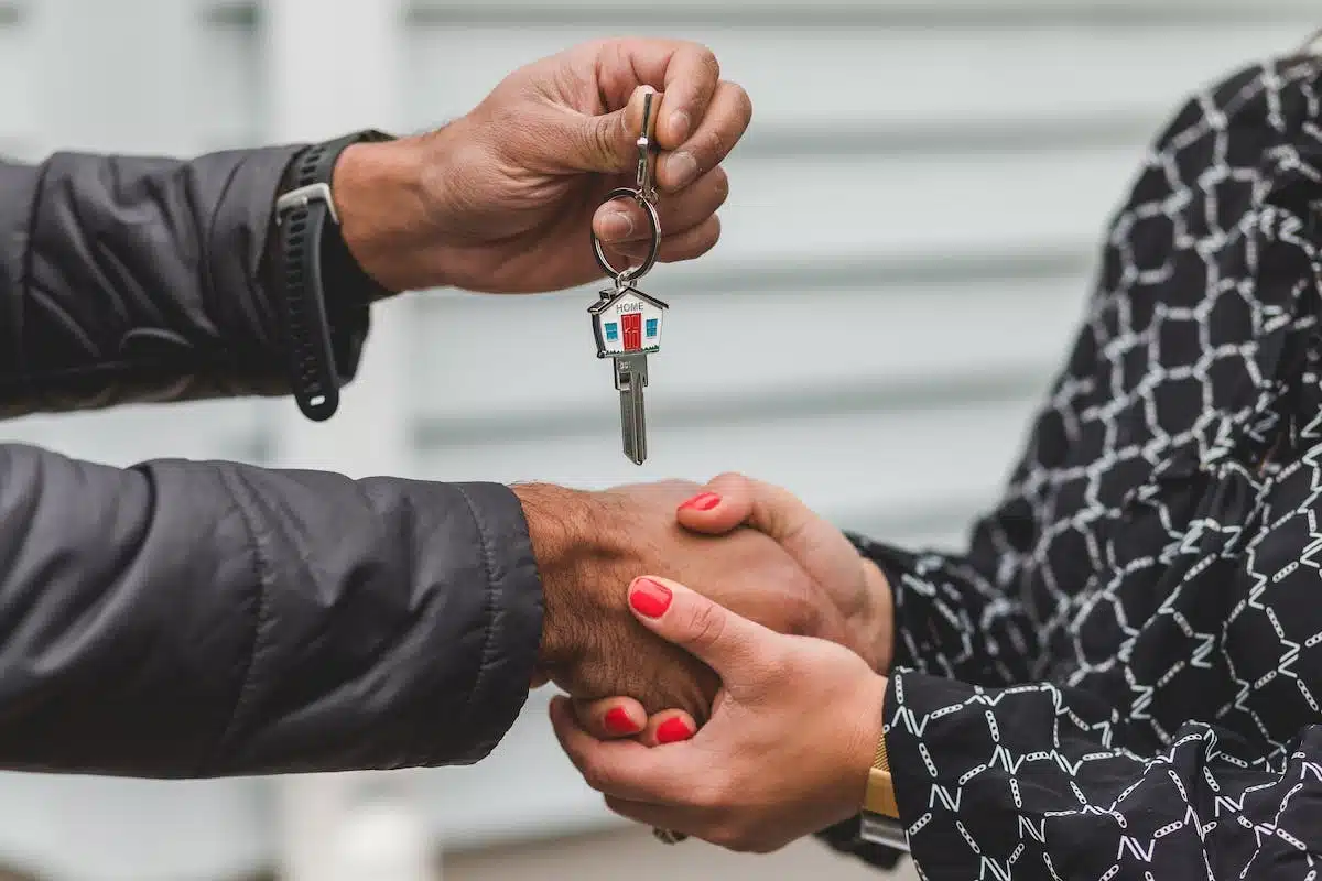 Réduire efficacement ses impôts par l’investissement locatif : Guide complet