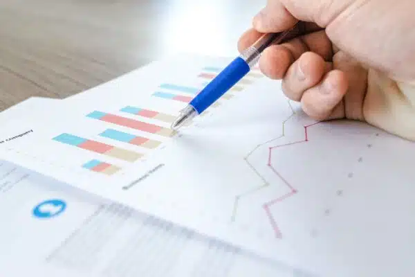 Les atouts et limites des taux fixes et variables en matière d’emprunt