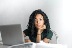 Les meilleures solutions pour faciliter la gestion locative de votre bien immobilier en tant que propriétaire bailleur
