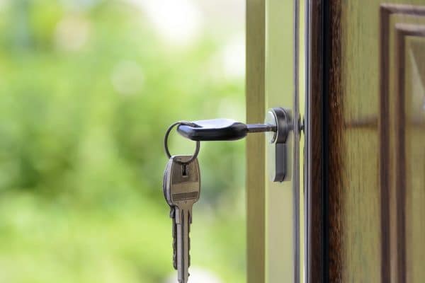 Pourquoi est-il nécessaire de suivre une formation en immobilier ?